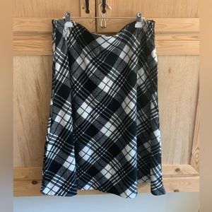 Salon Studio black/white plaid wool flannel Aline modest skirt size 2X
